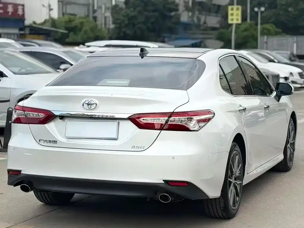 Toyota Camry 2021 из CN, фото 6