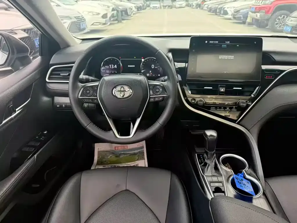 Toyota Camry 2021 из CN, фото 3