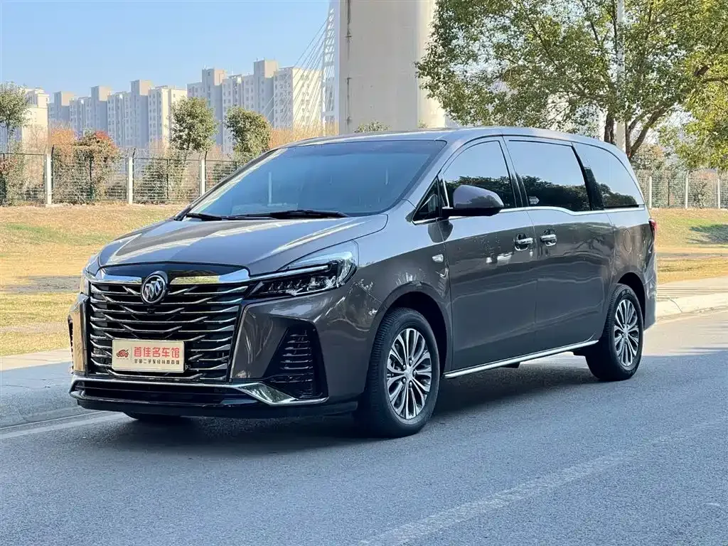 Buick GL8 2023 из CN, фото 1