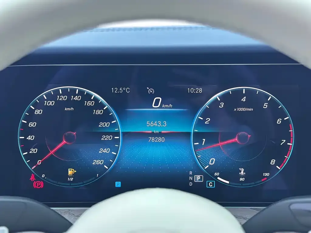 Mercedes-Benz E-Class 2022 из CN, фото 8