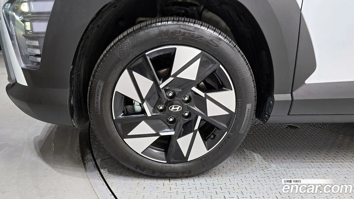 Hyundai Kona — фото 10