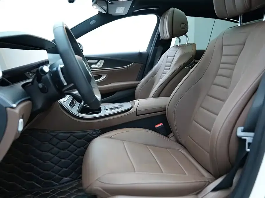 Mercedes-Benz E-Class 2023 из CN, фото 2