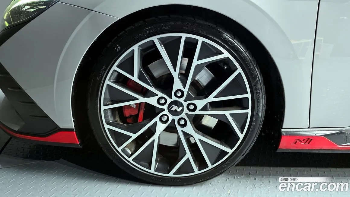 Hyundai AVANTE — фото 3