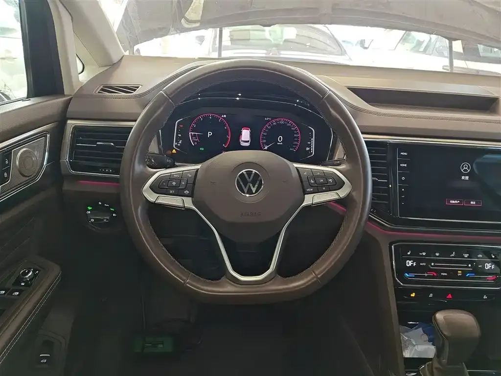 Volkswagen Viloran 2022 из CN, фото 3