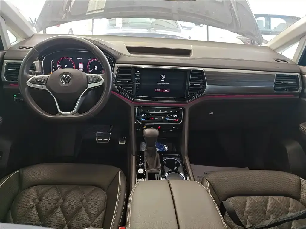 Volkswagen Viloran 2022 из CN, фото 5