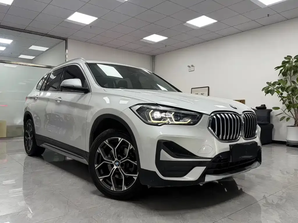 BMW X1 2022 из CN, фото 2
