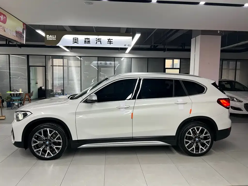 BMW X1 2023 из CN, фото 8