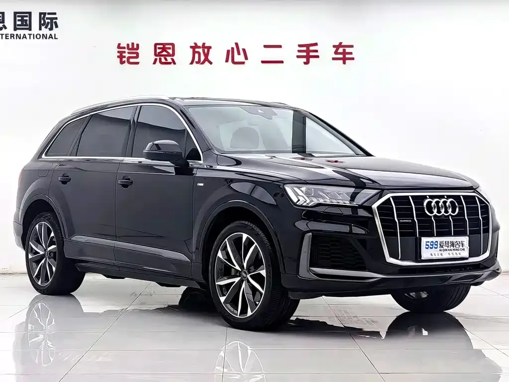 Audi Q7 — фото 7