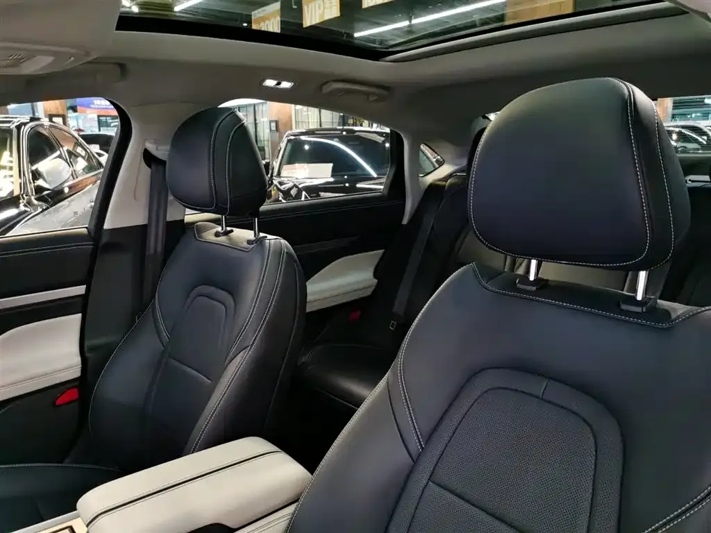 Lincoln Z 2022 из CN, фото 8