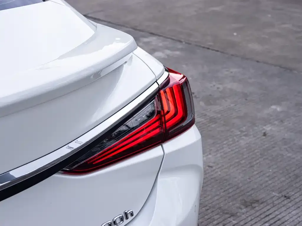Lexus ES 2024 из CN, фото 7