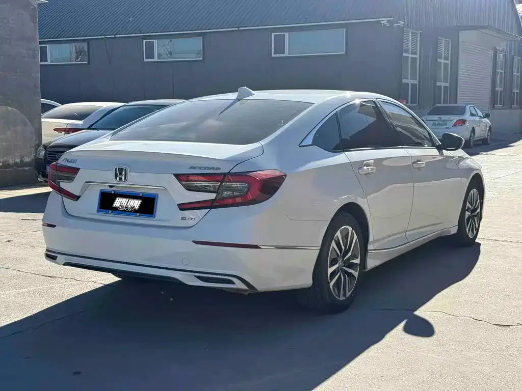 Honda Accord — фото 2