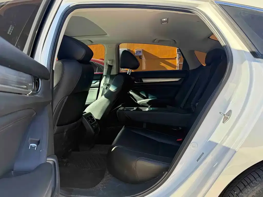 Honda Accord — фото 6