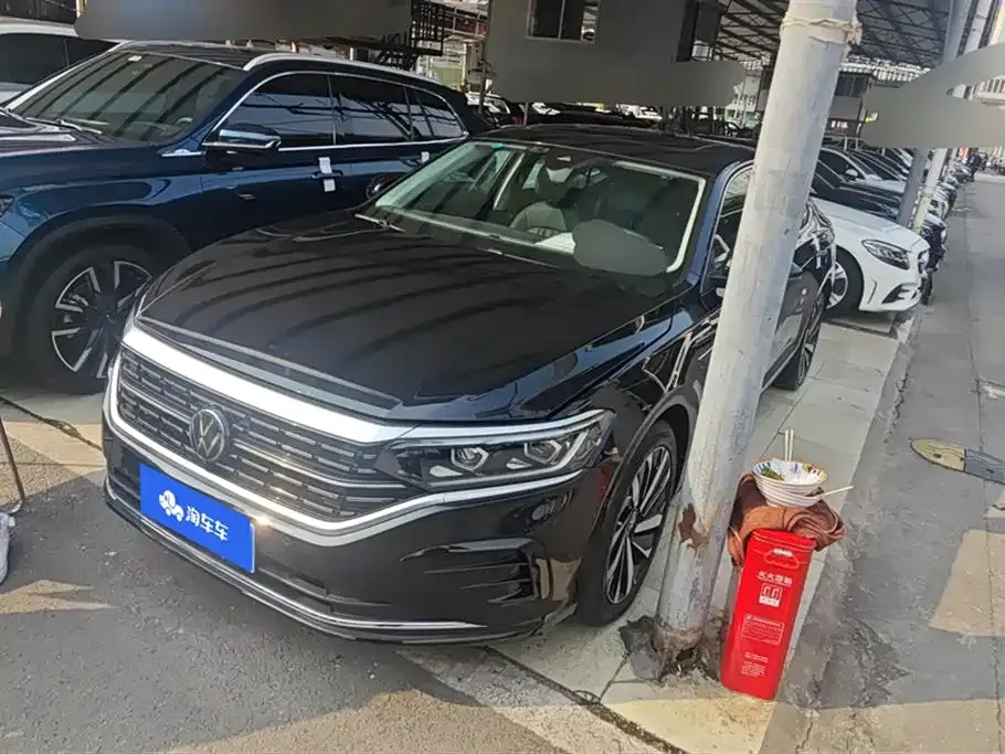 Volkswagen Passat 2023 из CN, фото 1