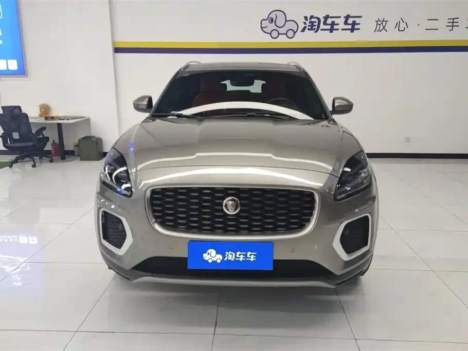 Jaguar E-PACE 2023 из CN, фото 2