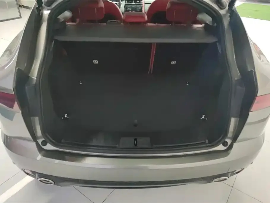 Jaguar E-PACE 2023 из CN, фото 4