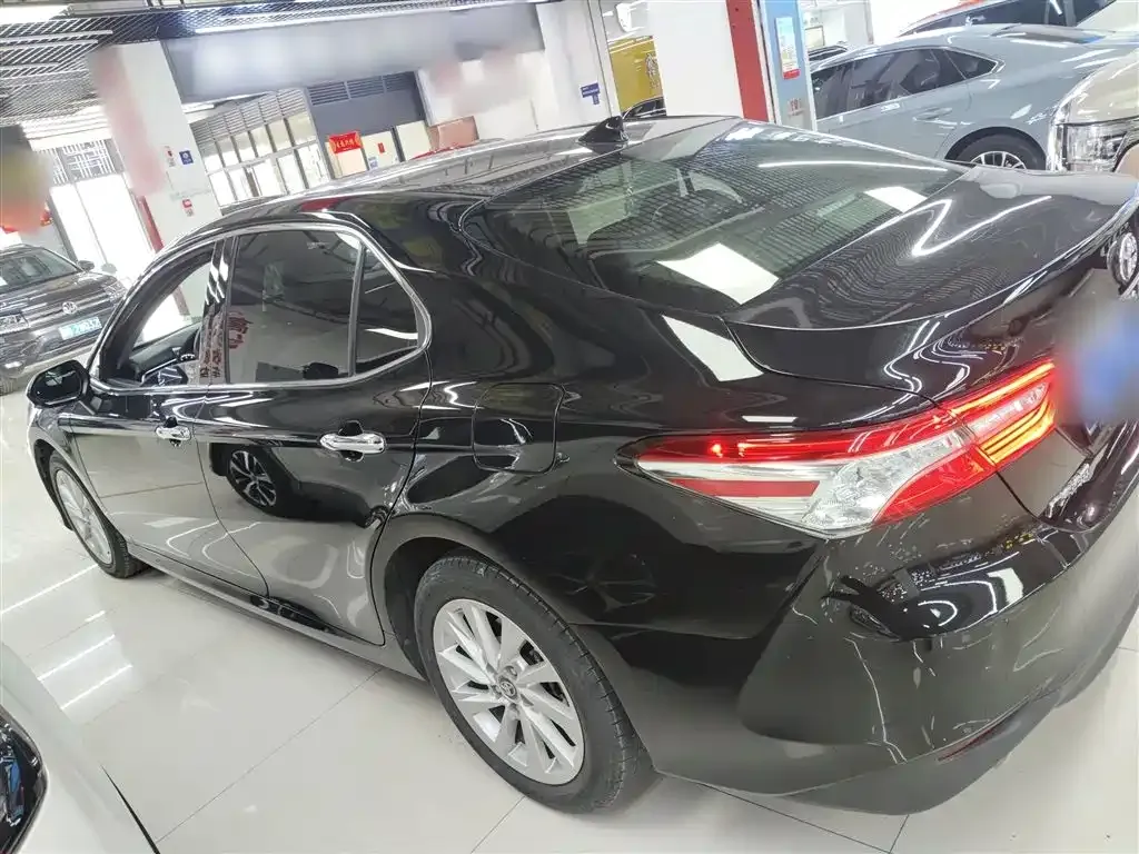 Toyota Camry 2022 из CN, фото 10