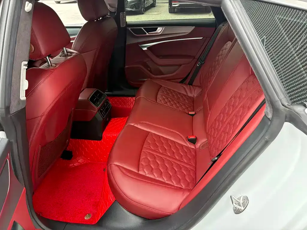 Audi A7 2024 из CN, фото 5