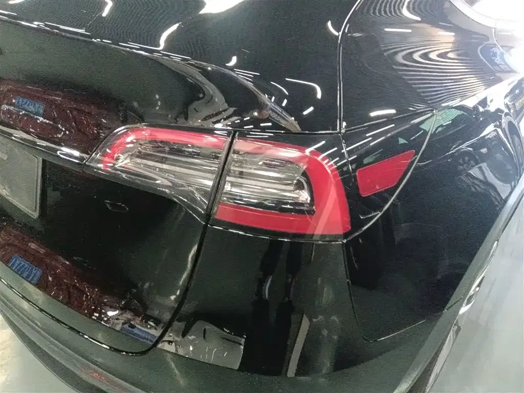 Tesla Model Y 2023 из CN, фото 8