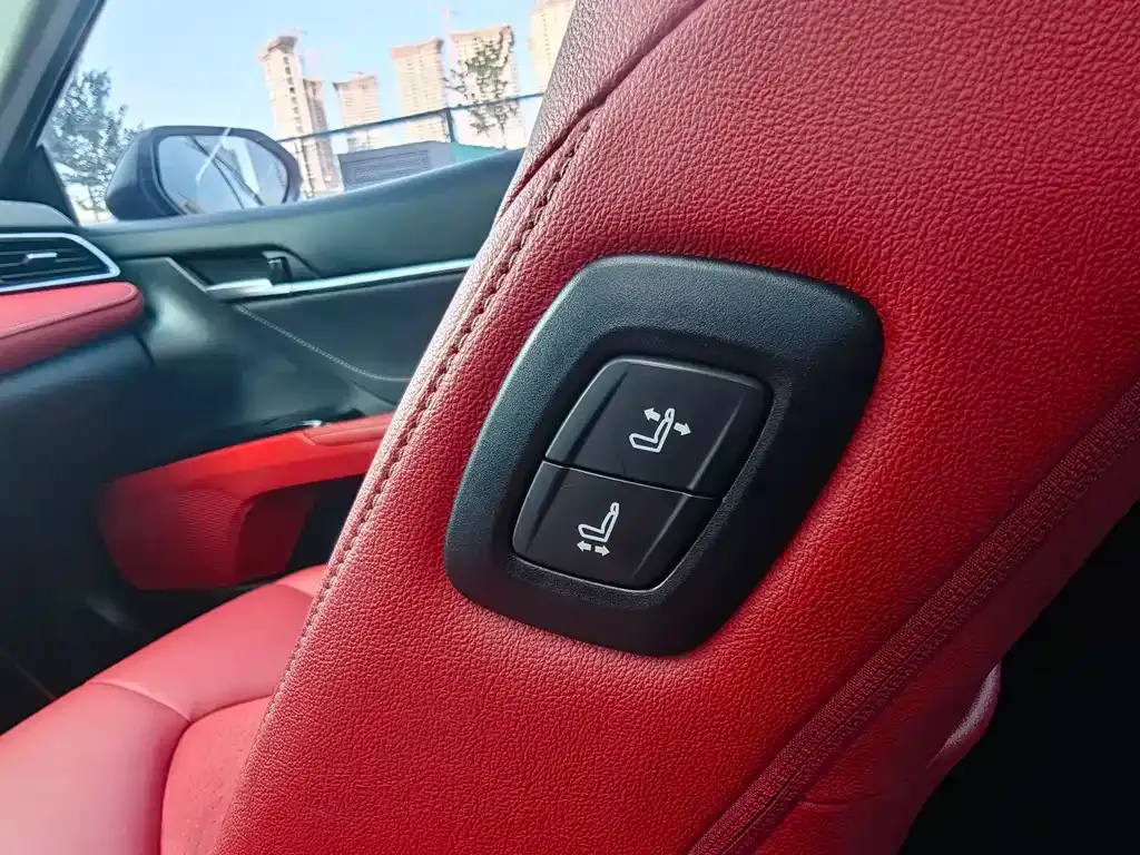 Toyota Camry 2021 из CN, фото 3
