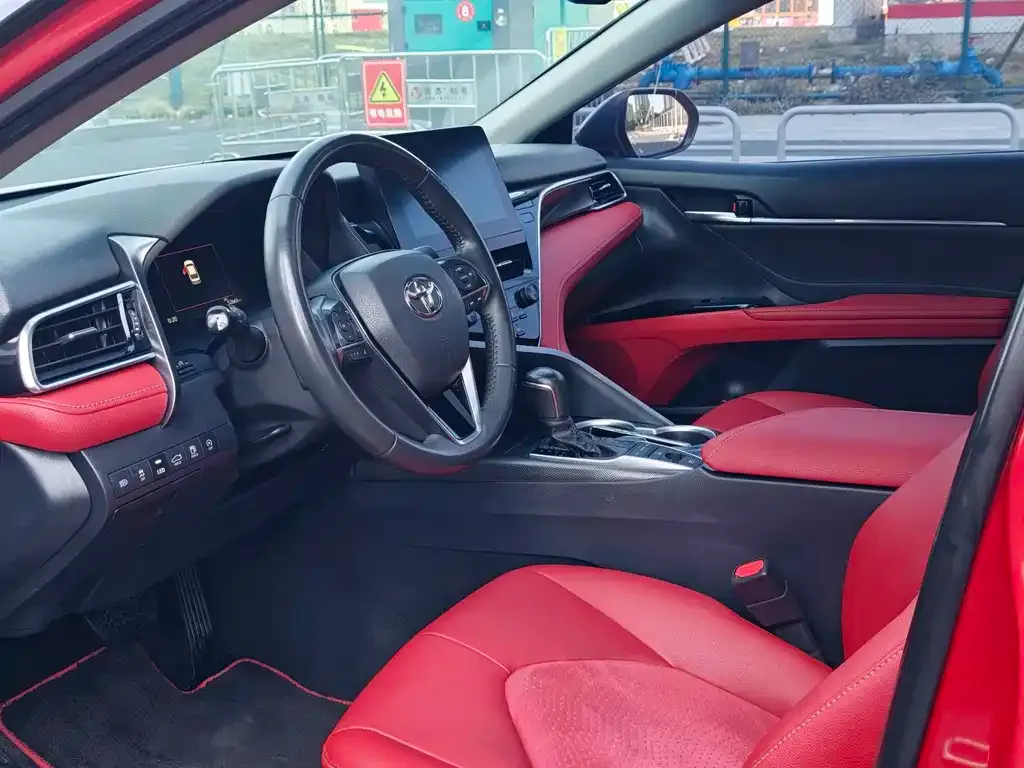 Toyota Camry 2021 из CN, фото 6