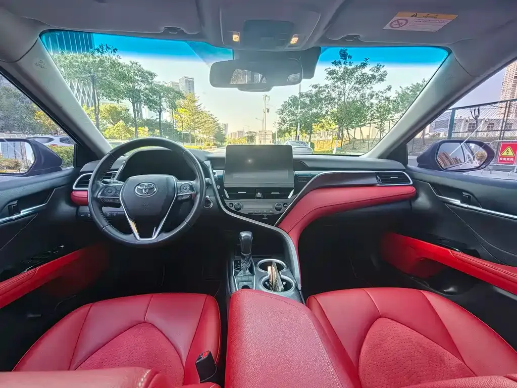 Toyota Camry 2021 из CN, фото 5