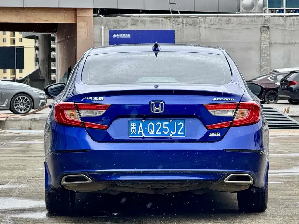 Honda Accord — фото 4