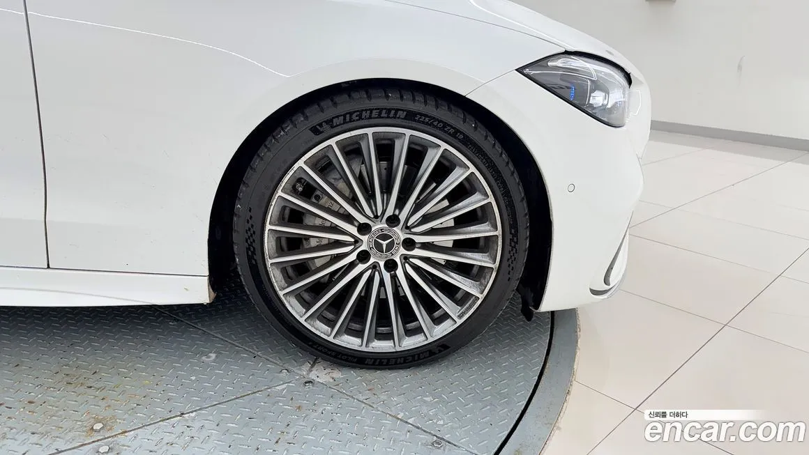 Mercedes-Benz C-Class 2024 из KR, фото 9