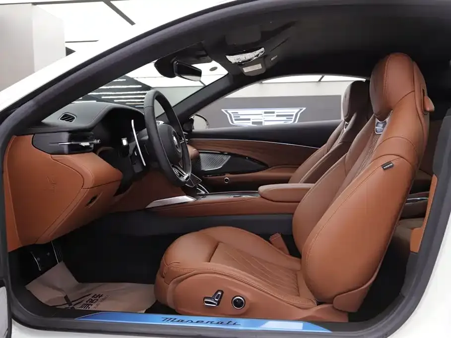 Maserati GranTurismo — фото 4