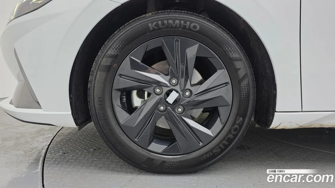 Hyundai AVANTE — фото 10