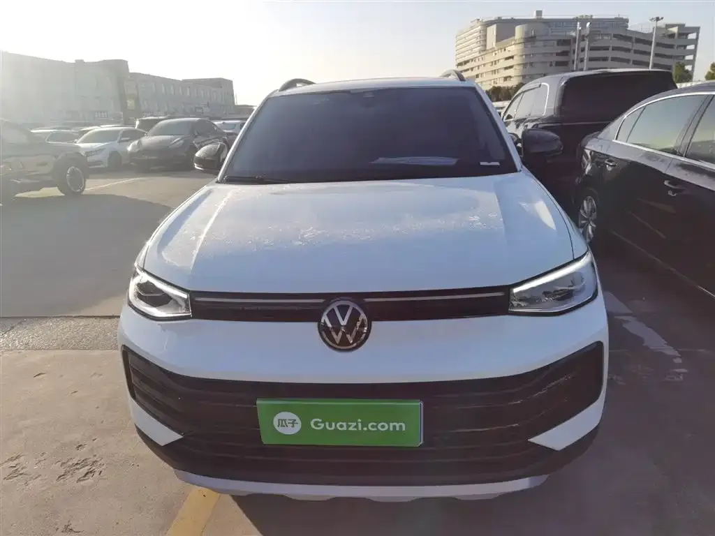 Volkswagen Tharu 2024 из CN, фото 3