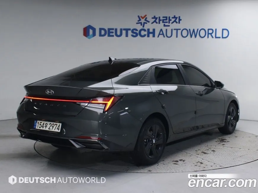 Hyundai AVANTE 2021 из KR, фото 2