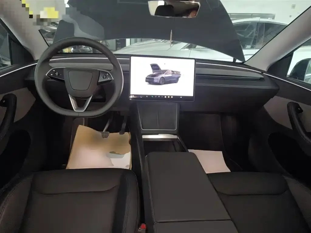 Tesla Model Y — фото 6