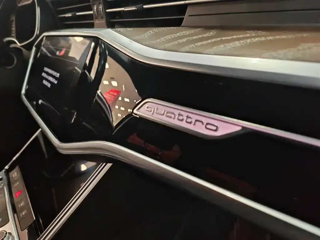 Audi A6L 2022 из CN, фото 6