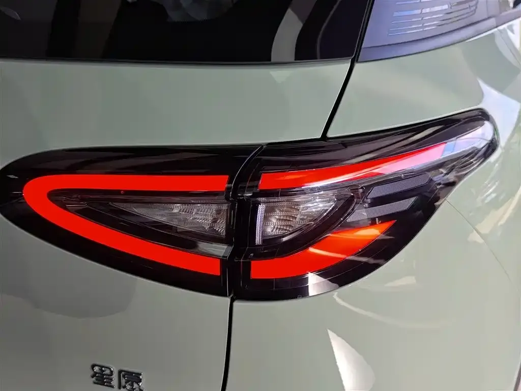 Geely Starburst — фото 2