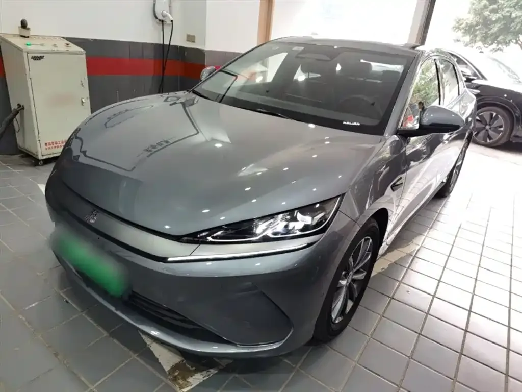 BYD Qin L — фото 1