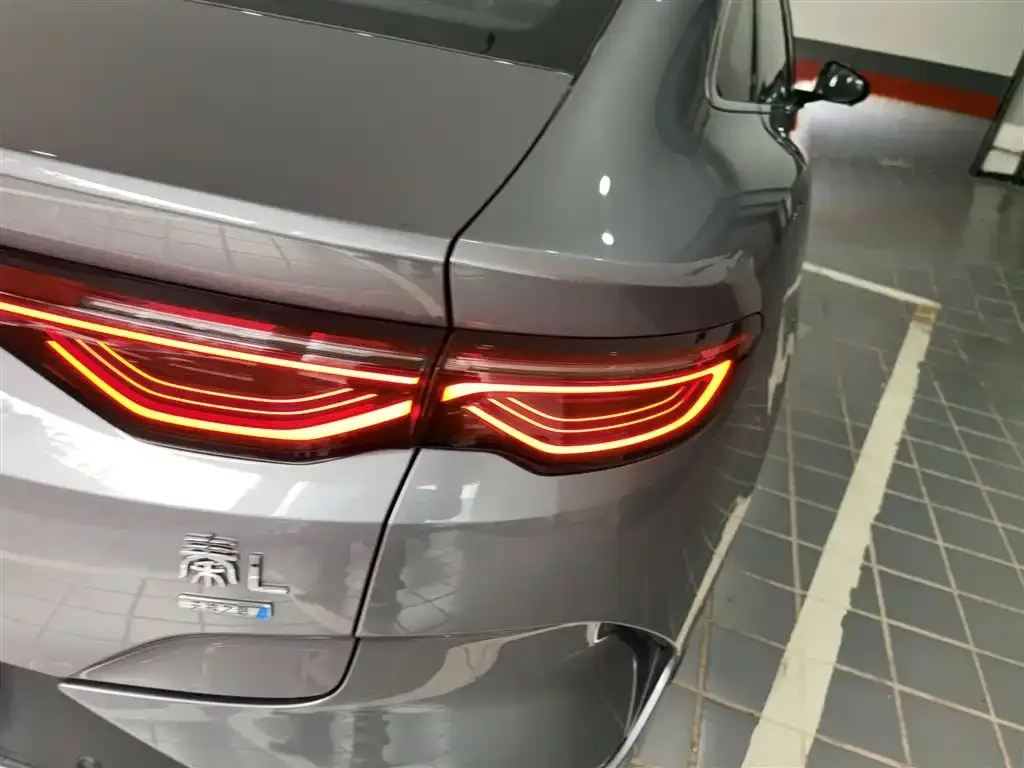 BYD Qin L — фото 8