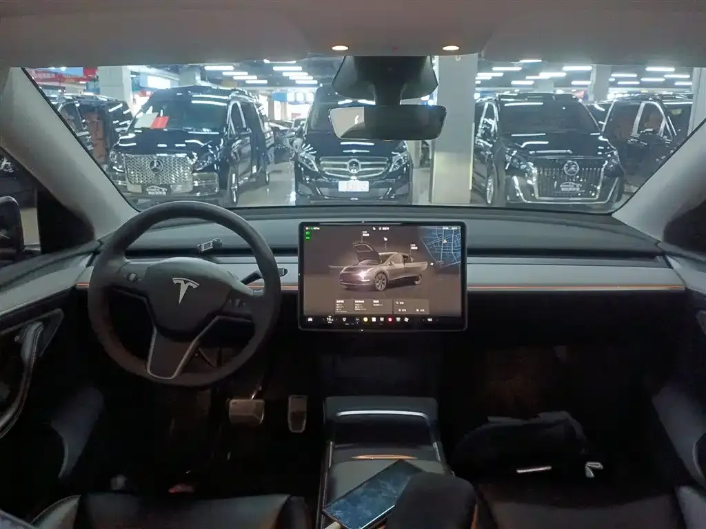 Tesla Model Y 2024 из CN, фото 3