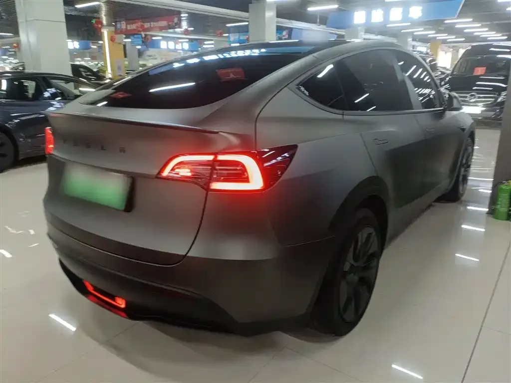 Tesla Model Y 2024 из CN, фото 8