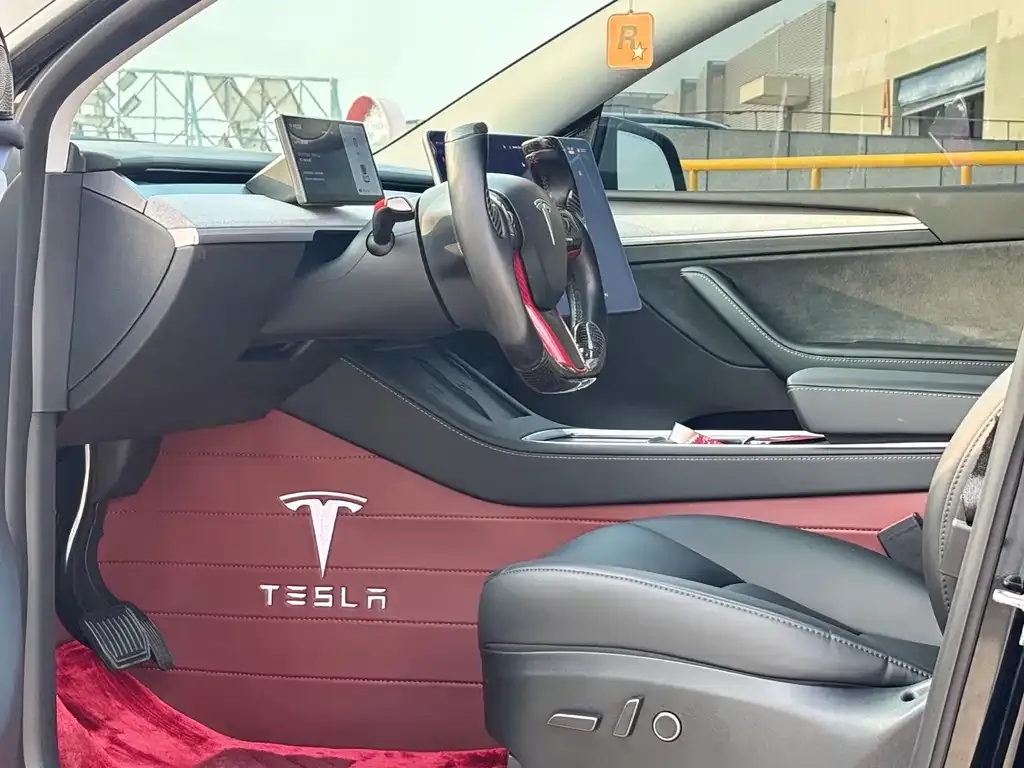 Tesla Model Y 2024 из CN, фото 6
