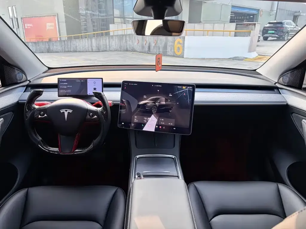 Tesla Model Y 2024 из CN, фото 2