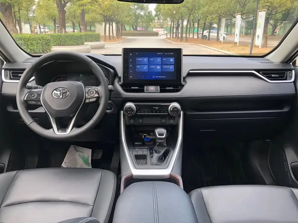 Toyota RAV4 2022 из CN, фото 10