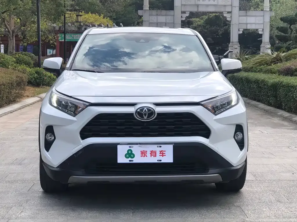 Toyota RAV4 2022 из CN, фото 5