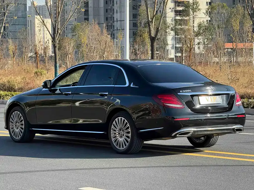 Mercedes-Benz E-Class 2021 из CN, фото 8