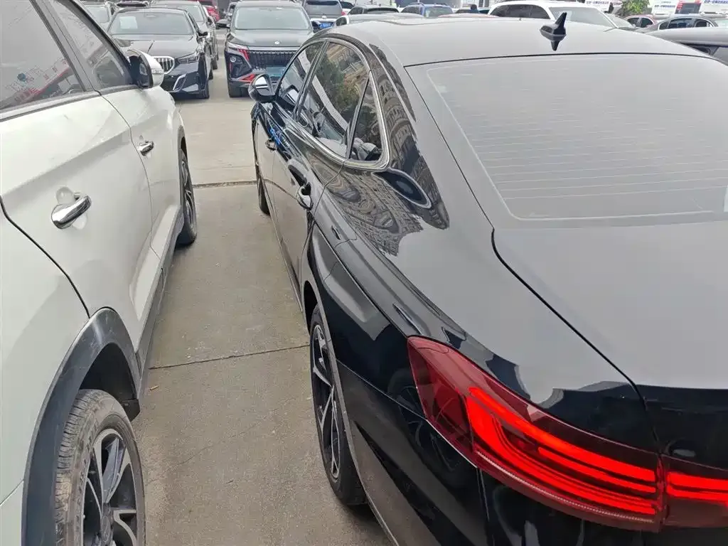 Volkswagen Passat 2024 из CN, фото 8
