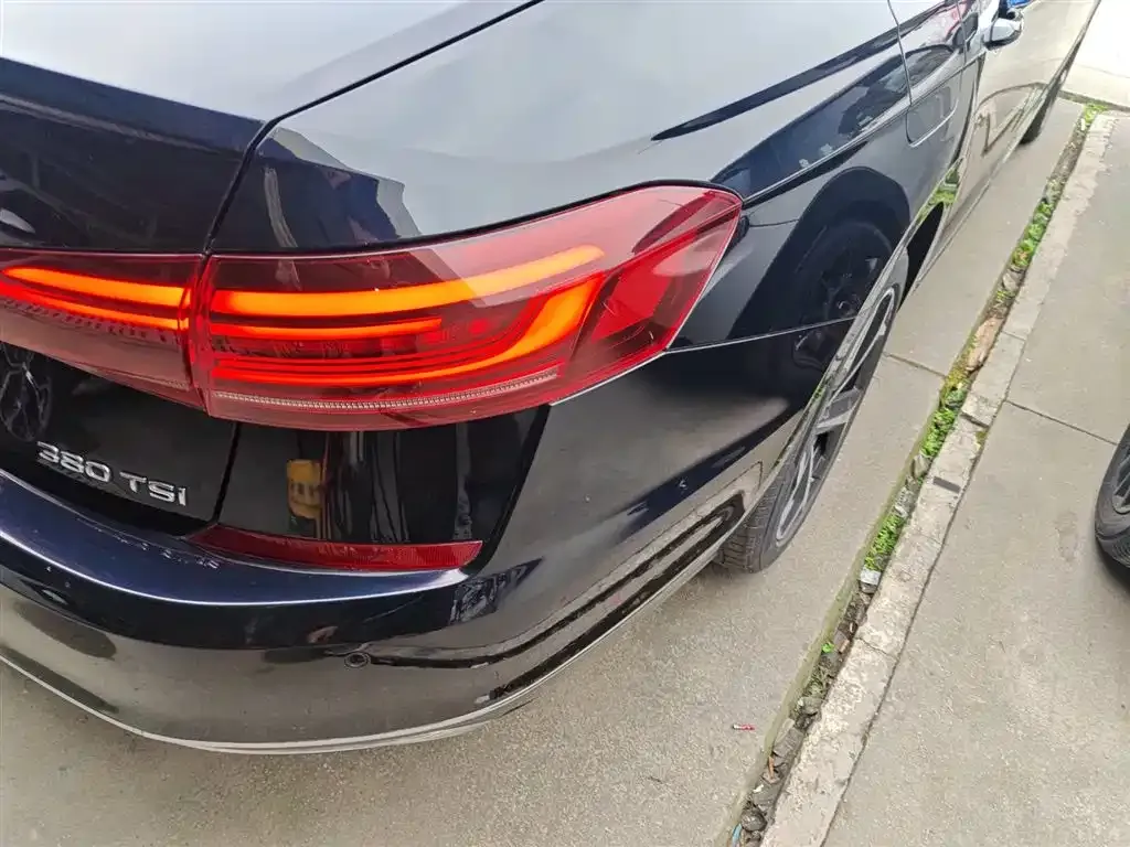 Volkswagen Passat 2024 из CN, фото 5