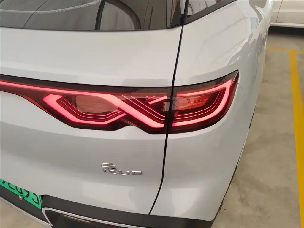 BYD Yuan UP 2025 из CN, фото 8