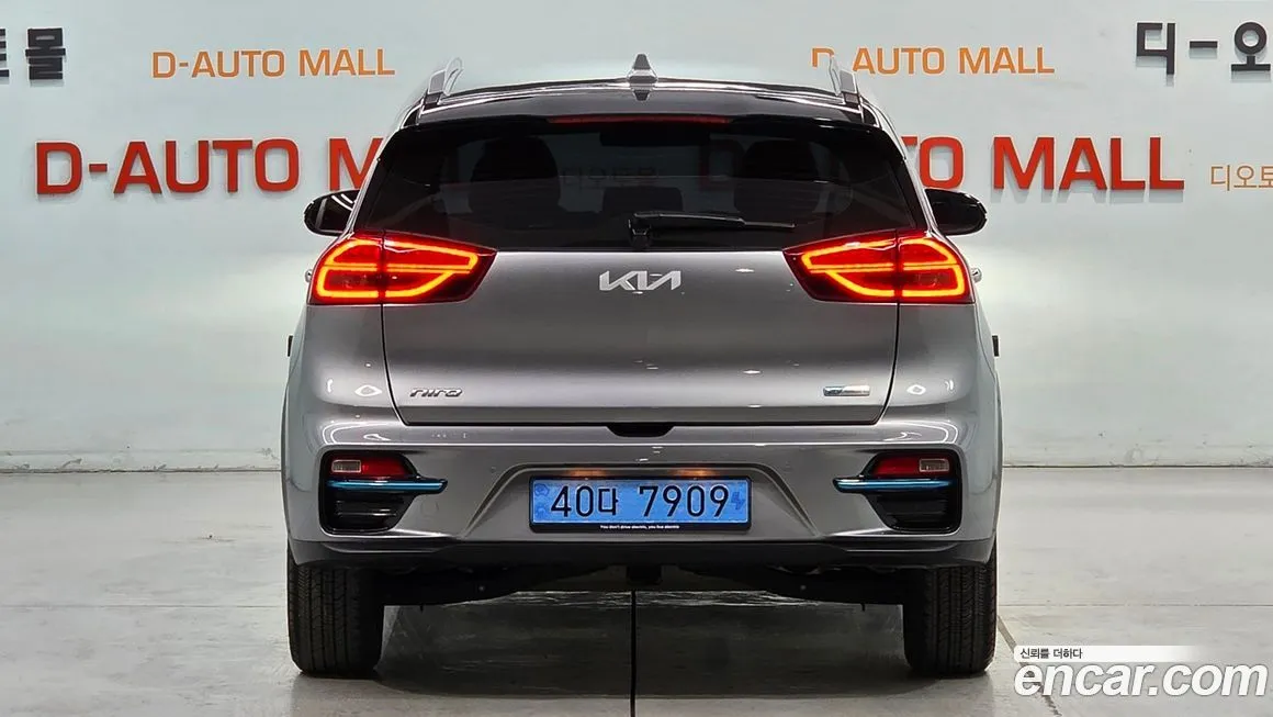 Kia Niro — фото 9