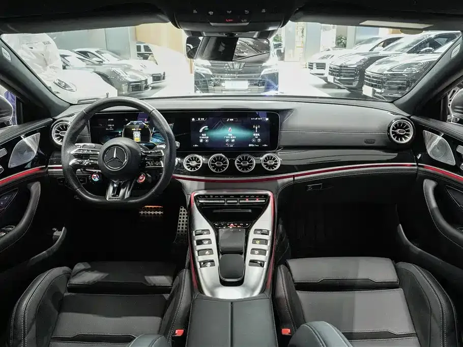 Mercedes-Benz AMG GT — фото 7