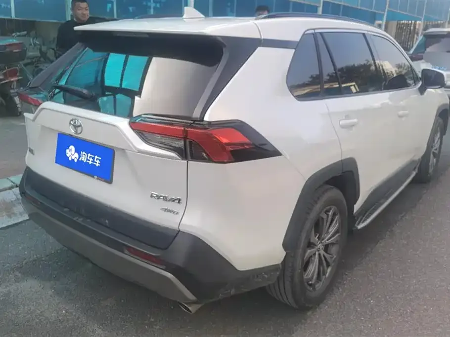 Toyota RAV4 2024 из CN, фото 10