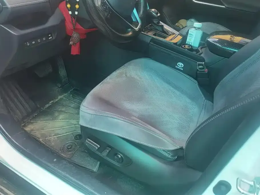 Toyota RAV4 2024 из CN, фото 5
